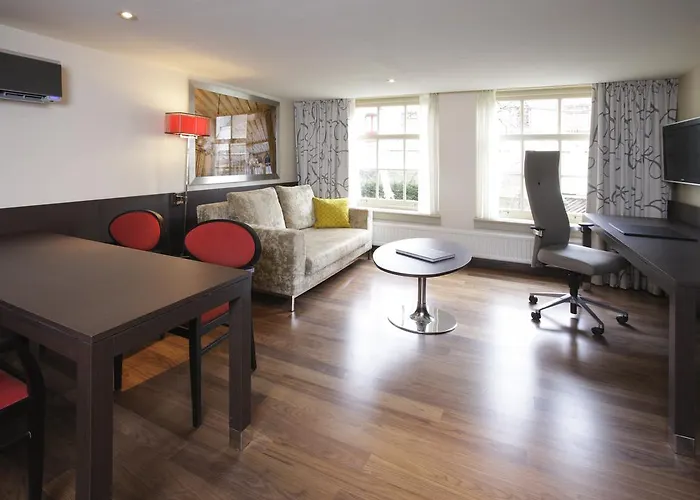 מלון דירות קרסנפולסקי אפרטמנטס